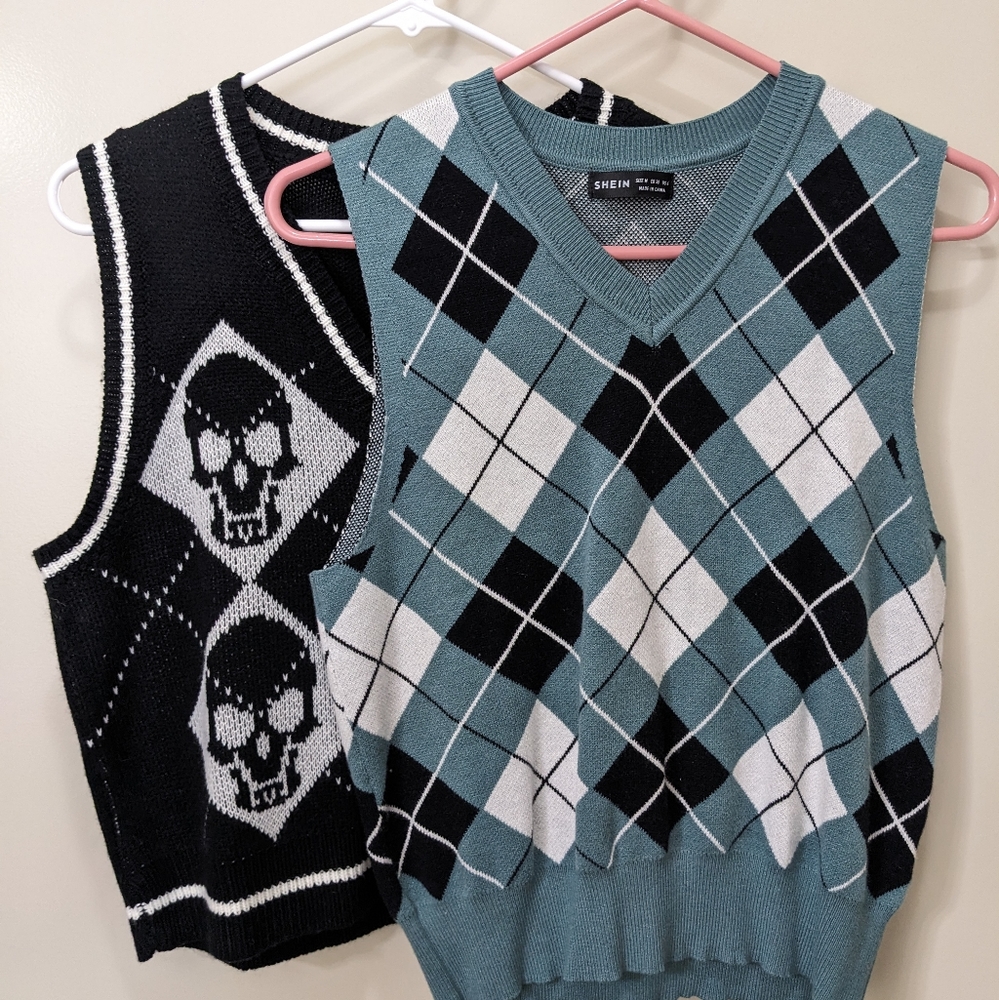 Sleeveless Vests 🎃